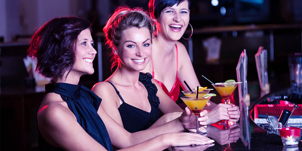 Frauen kennenlernen in clubs und bars