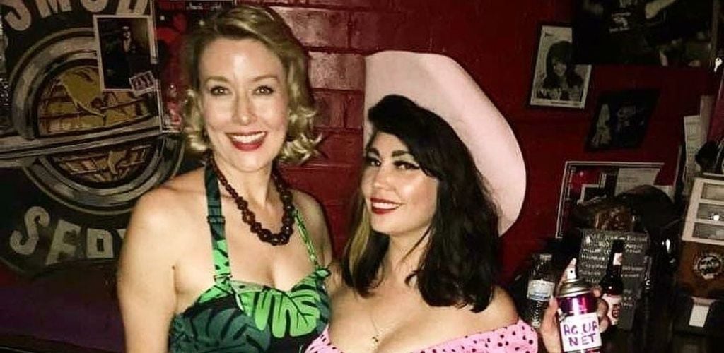 Austin MILFs hanging out at The Continental Club