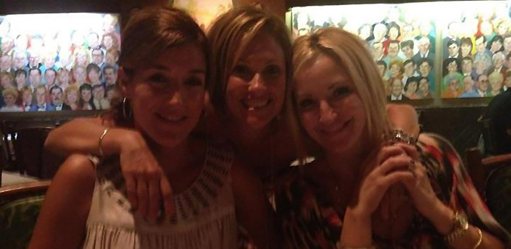 Three beautiful women having drinks at La Fonda
