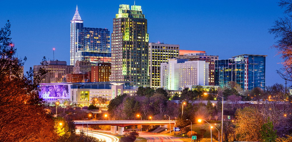 30+ Fun & Romantic Things to do in Raleigh For Couples This Weekend