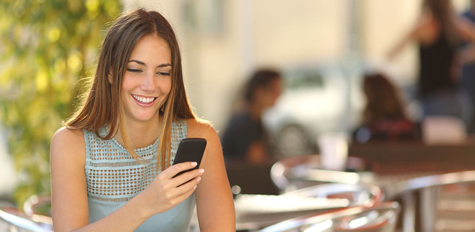 Texting longer messages is just one of the signs a girl is interested in you