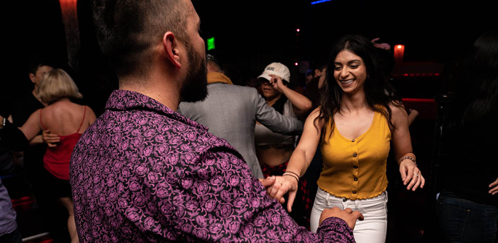 Top 11 Places to Meet Cougars in San Diego for 2020 (with Cougar Bars!)