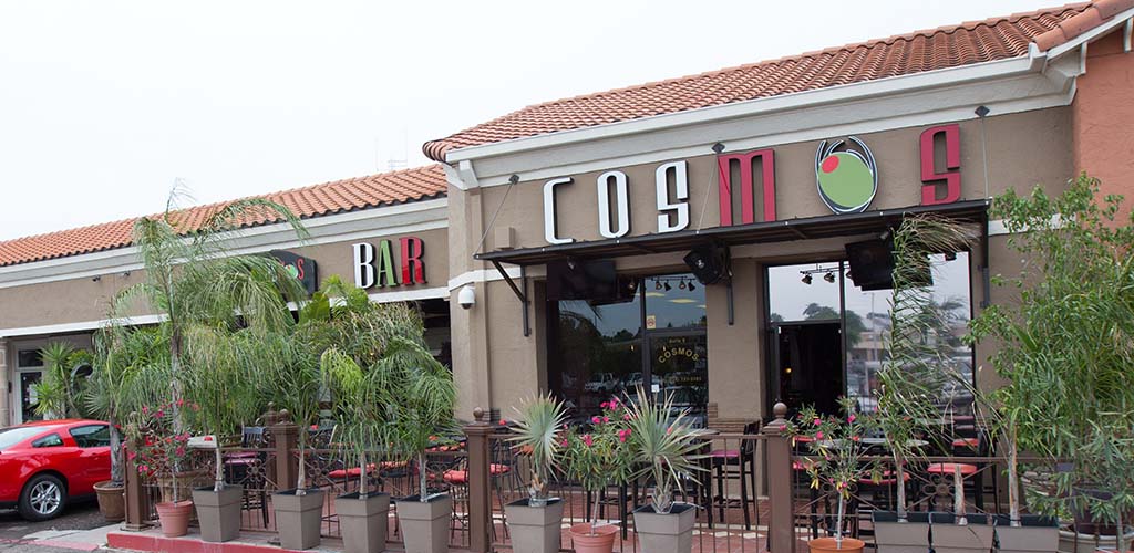 Cosmos Bar & Grill has great cocktails, live music and Laredo hookups