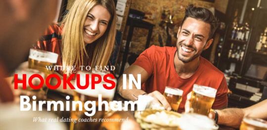 Friends at a pub looking for hookups in Birmingham