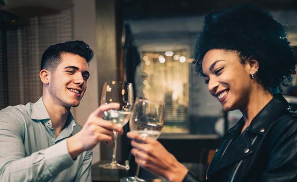 Dating in Oakland gets easier with some wine