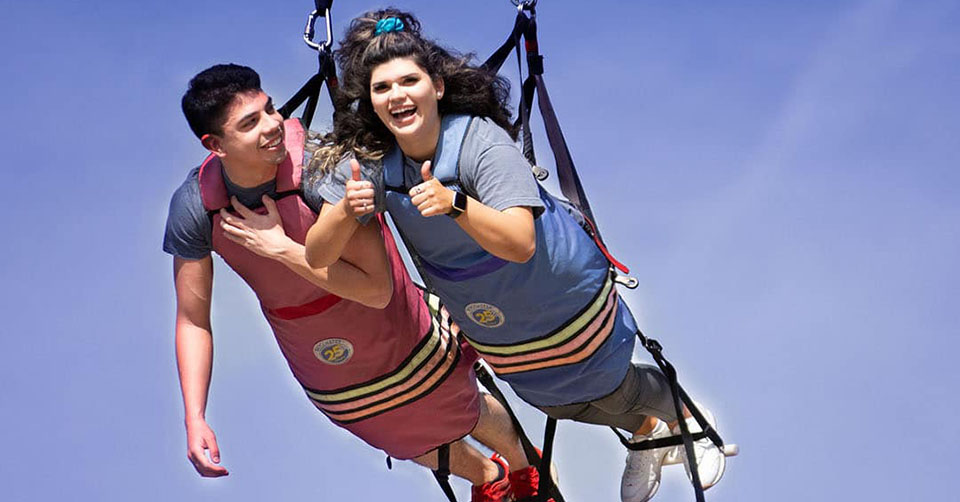 A couple on the Sky Screamer at Six Flags, Arlington