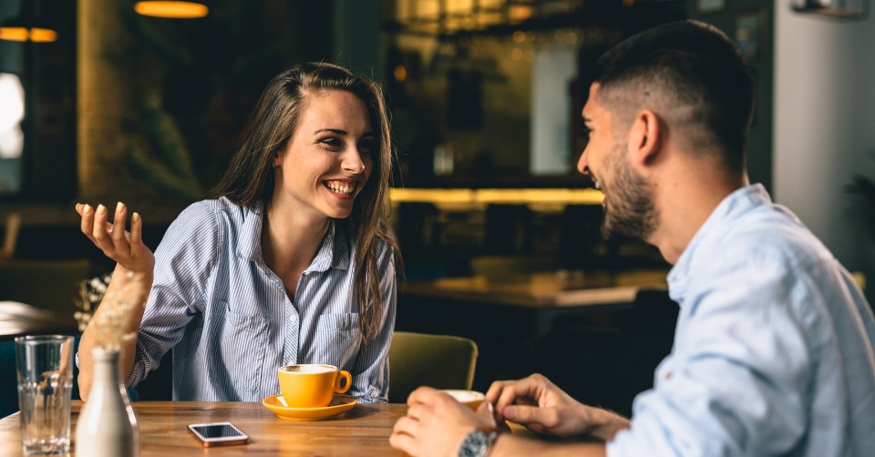 Building rapport with a woman at a coffee shop