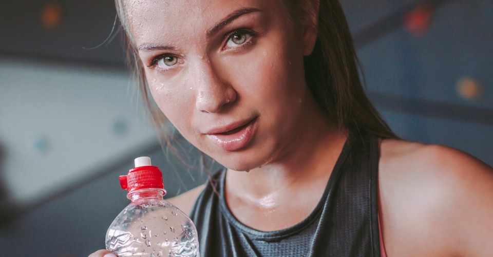 Drinking water before a demanding physical activity