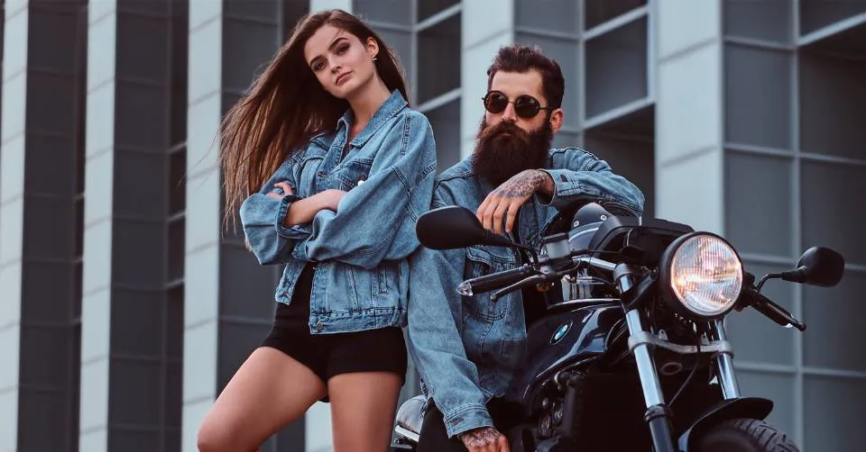 Going cross-country after meeting on a biker dating site