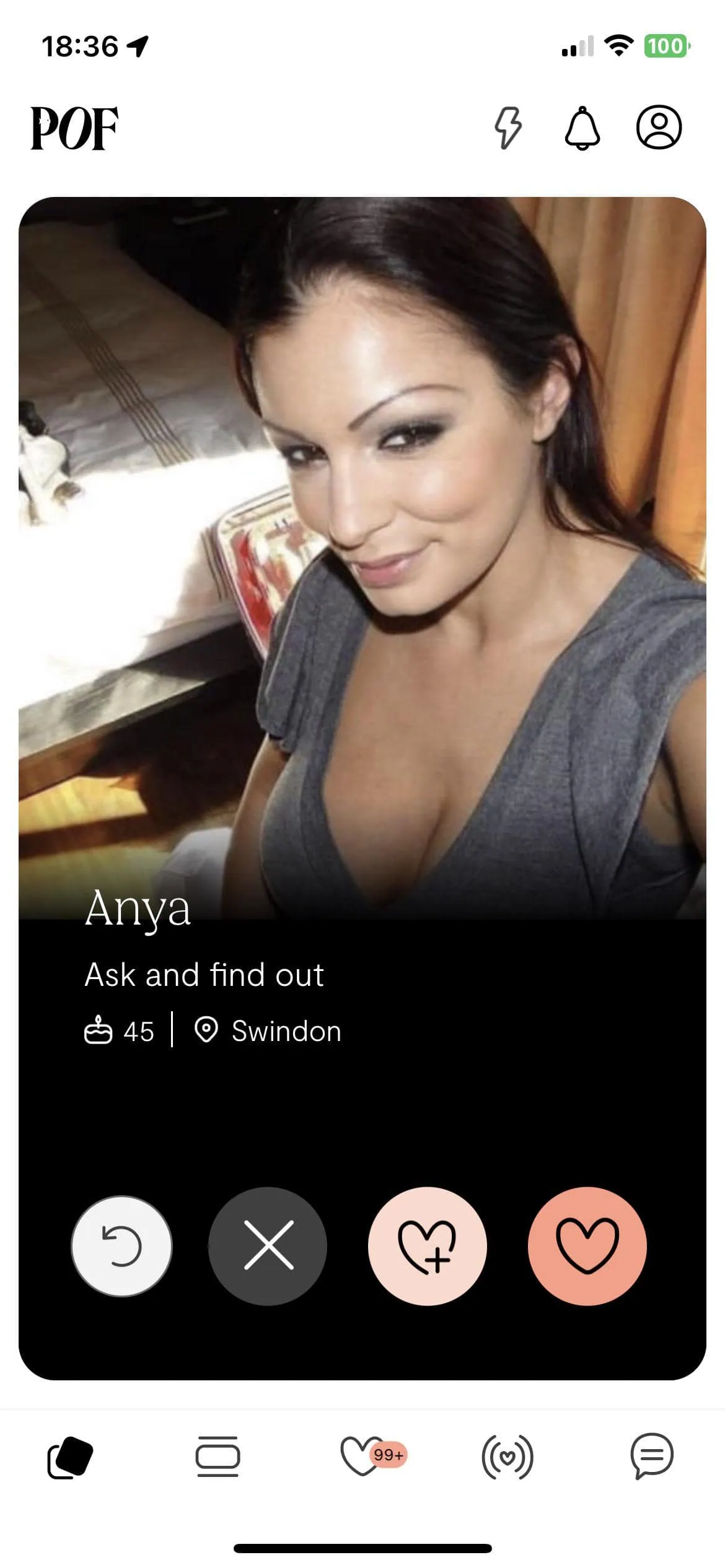 POF woman dating app profile 